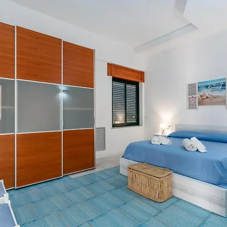 Casa vacanze Beautiful In Santa Caterina W/ Wifi And 2 Bedrooms *